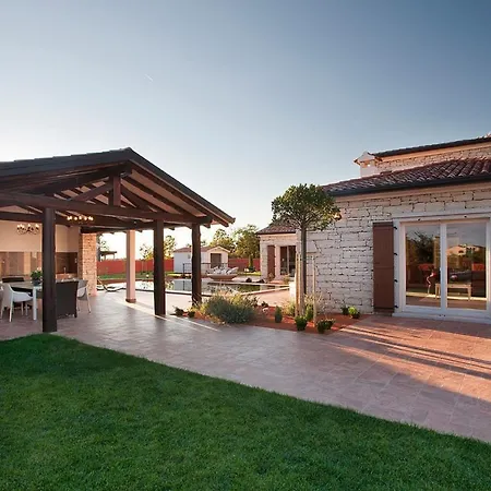 White Pearl Villa